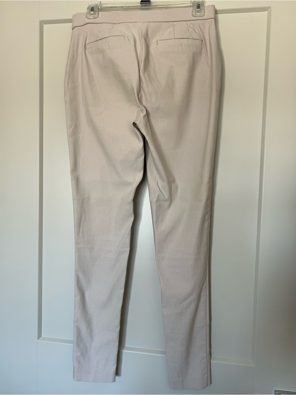 Jones New York Women's Slim Chinos in Light Taupe
